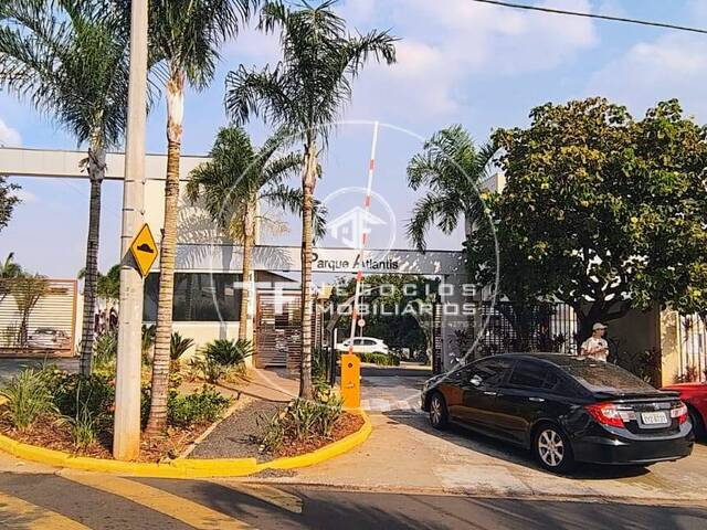 Apartamento para Venda em Araraquara - 2