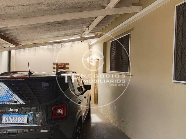 Casa para Venda em Araraquara - 3