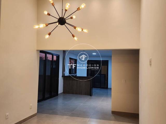 Casa para Venda em Araraquara - 3