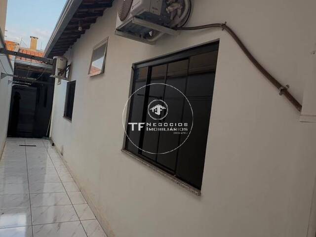 Casa para Venda em Araraquara - 3