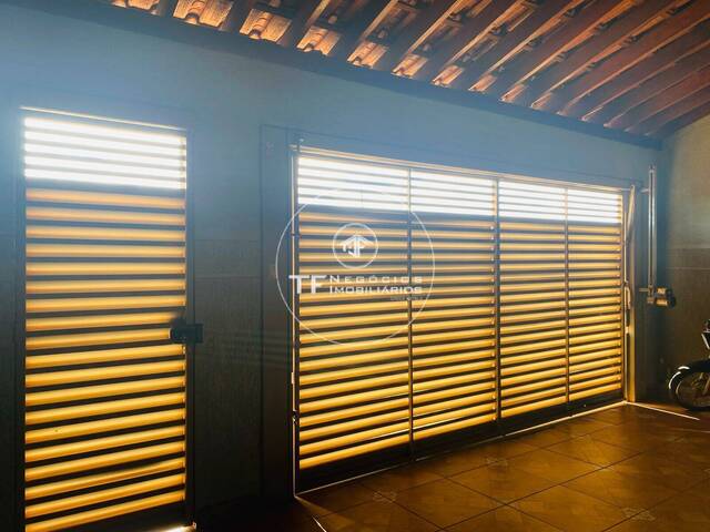 #273 - Casa para Venda em Araraquara - SP - 2