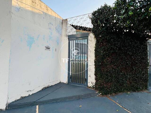 #318 - Casa para Venda em Araraquara - SP - 2