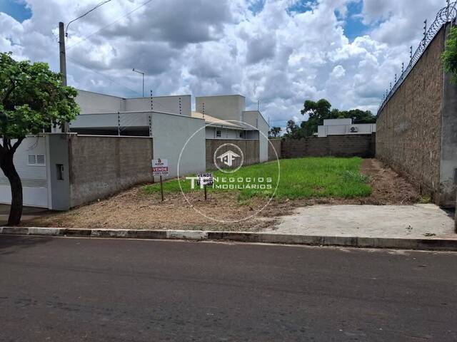 #328 - Área para Venda em Araraquara - SP