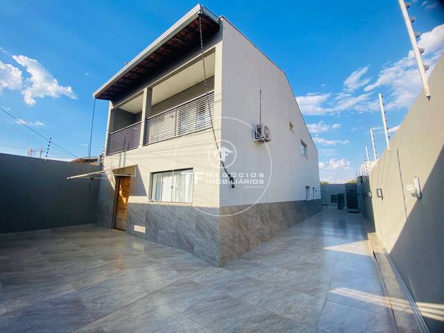 #342 - Casa para Venda em Araraquara - SP - 2