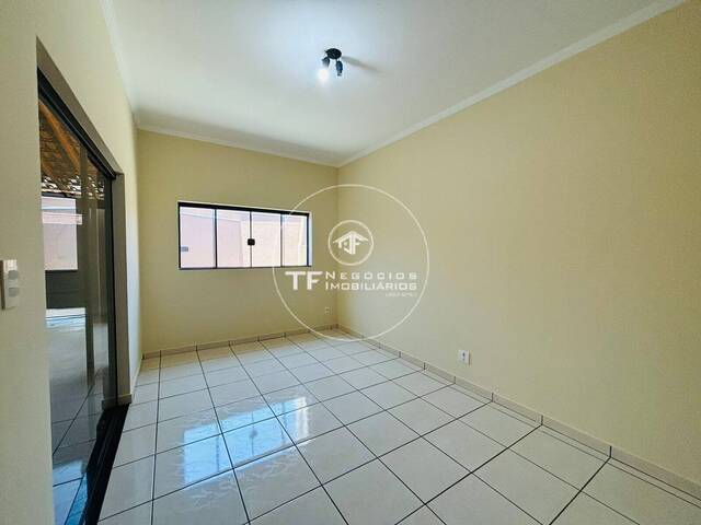 #378 - Casa para Venda em Araraquara - SP - 2