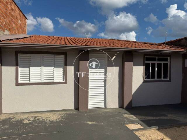 #487 - Casa para Venda em Araraquara - SP - 2