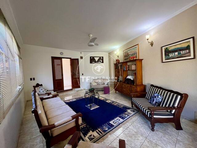 #521 - Casa para Venda em Araraquara - SP - 2