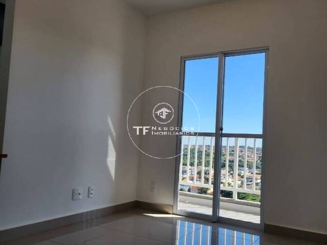 #011 - Apartamento para Venda em Araraquara - SP