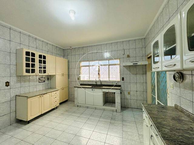 #529 - Casa para Venda em Araraquara - SP - 2