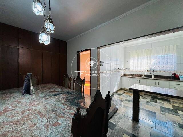 Casa para Venda em Araraquara - 5